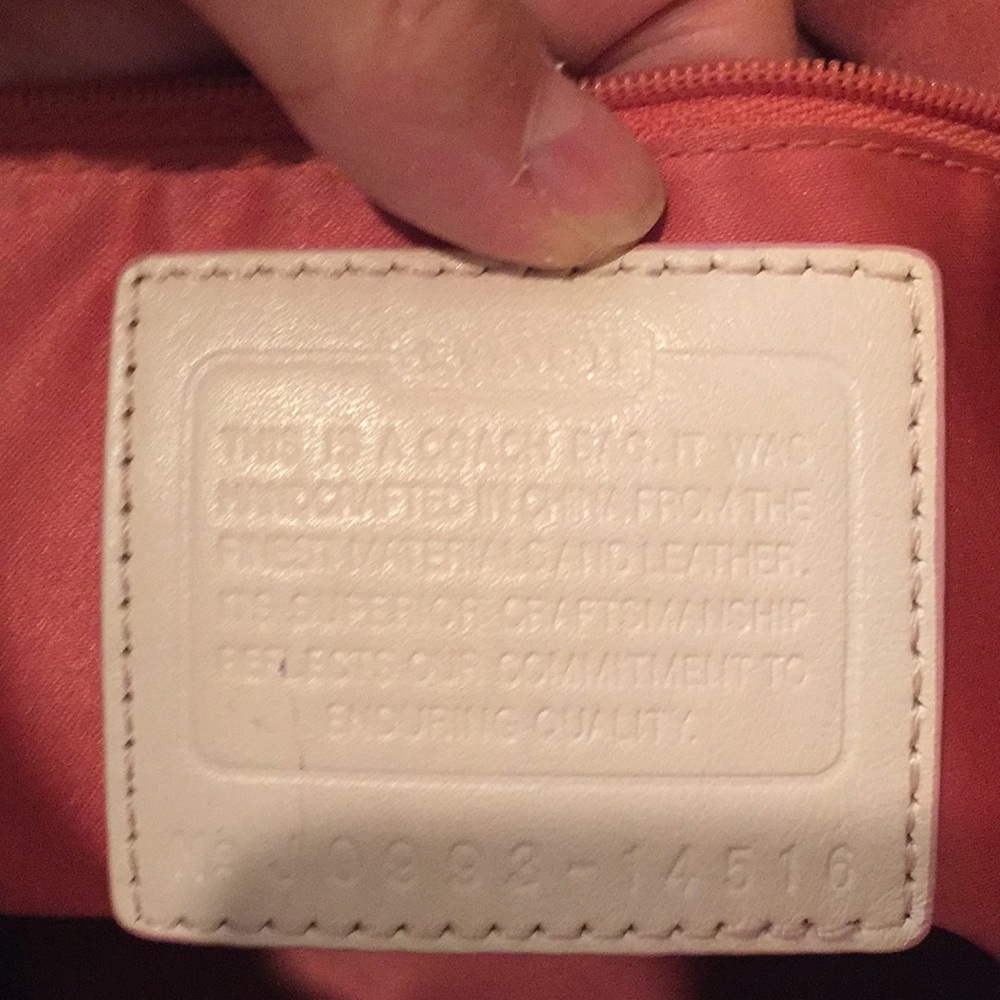 Rare Coach patent leather bag - Picture 6 of 7